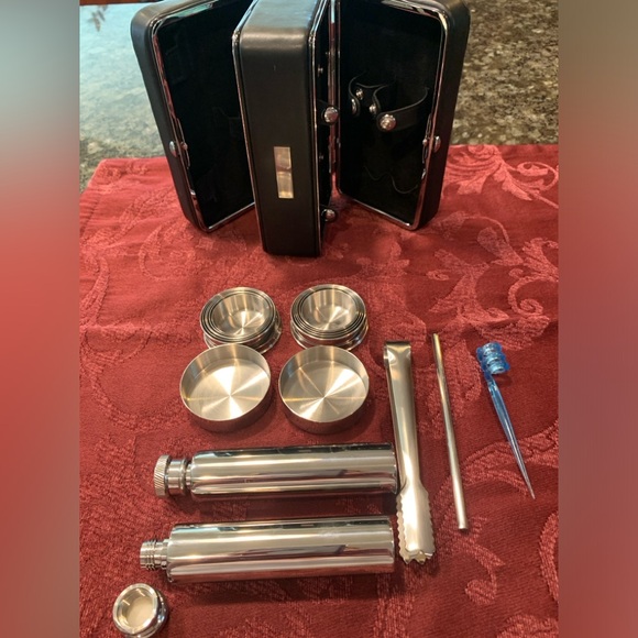 Portable Barware Includes Flasks, Shot Glasses, & More in Engraveable Case - Picture 6 of 13